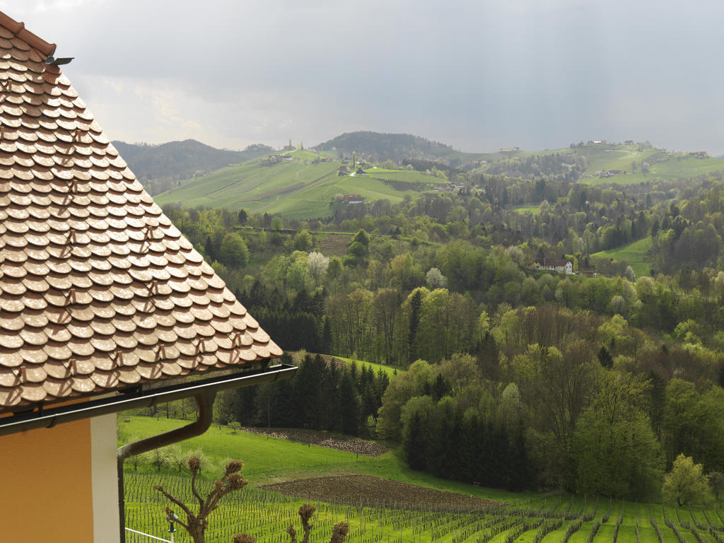 Weingut Skoff Original Hotel Gamlitz Buitenkant foto
