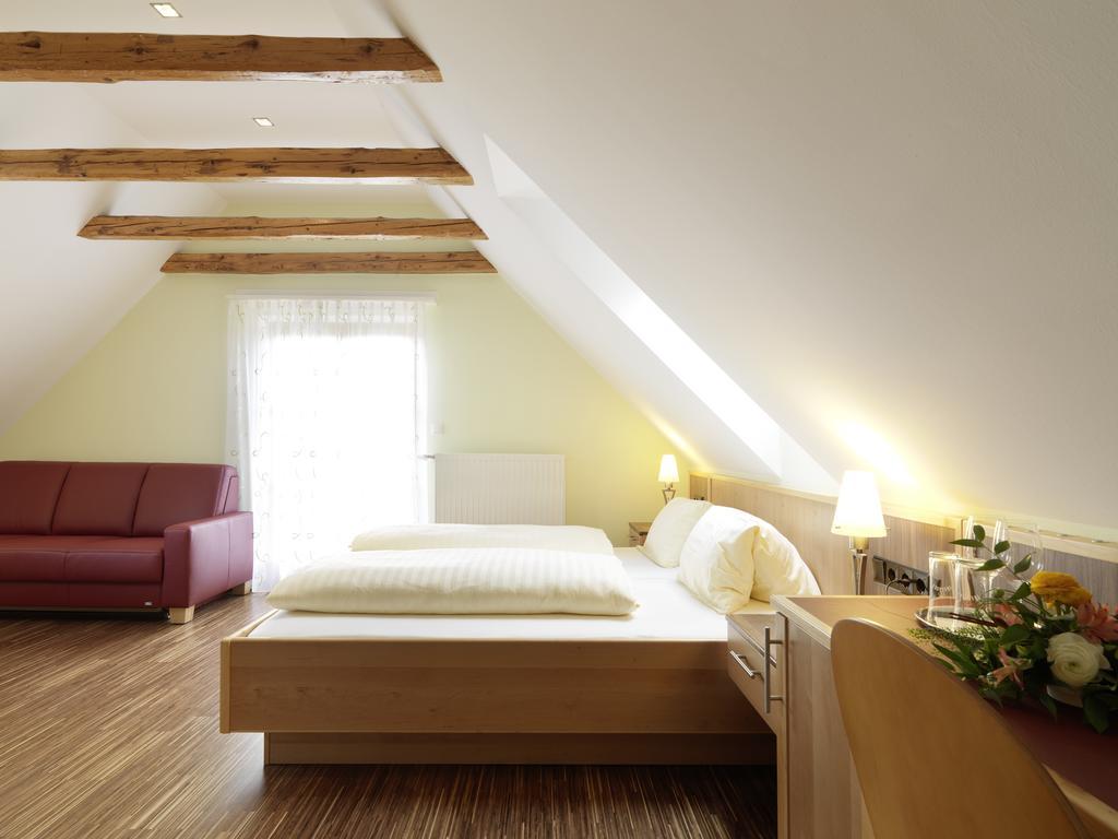 Weingut Skoff Original Hotel Gamlitz Buitenkant foto